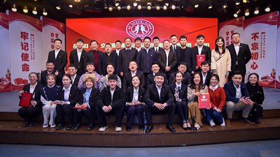 群战辩论舞台，尽显青年风范 | 市交投集团首届“青年说”员工辩论赛圆满落幕！